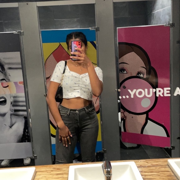 Meet your Posher, Kelly - Picture 6 of 6